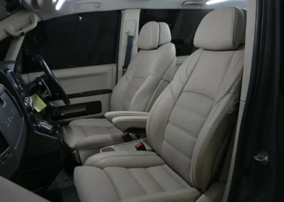 Mitsubishi Delica Seat Sopir - Ergolux Luxury Car Interior