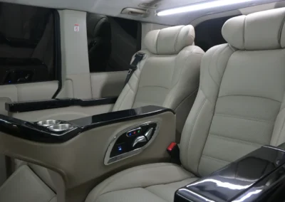 Mitsubishi Delica Retrim Penumpang Seat - Ergolux Luxury Car Interior