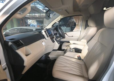 Hiace Premio VIP Interior Driver Area (2)