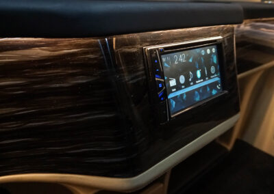 Hiace VIP Interior Head Unit